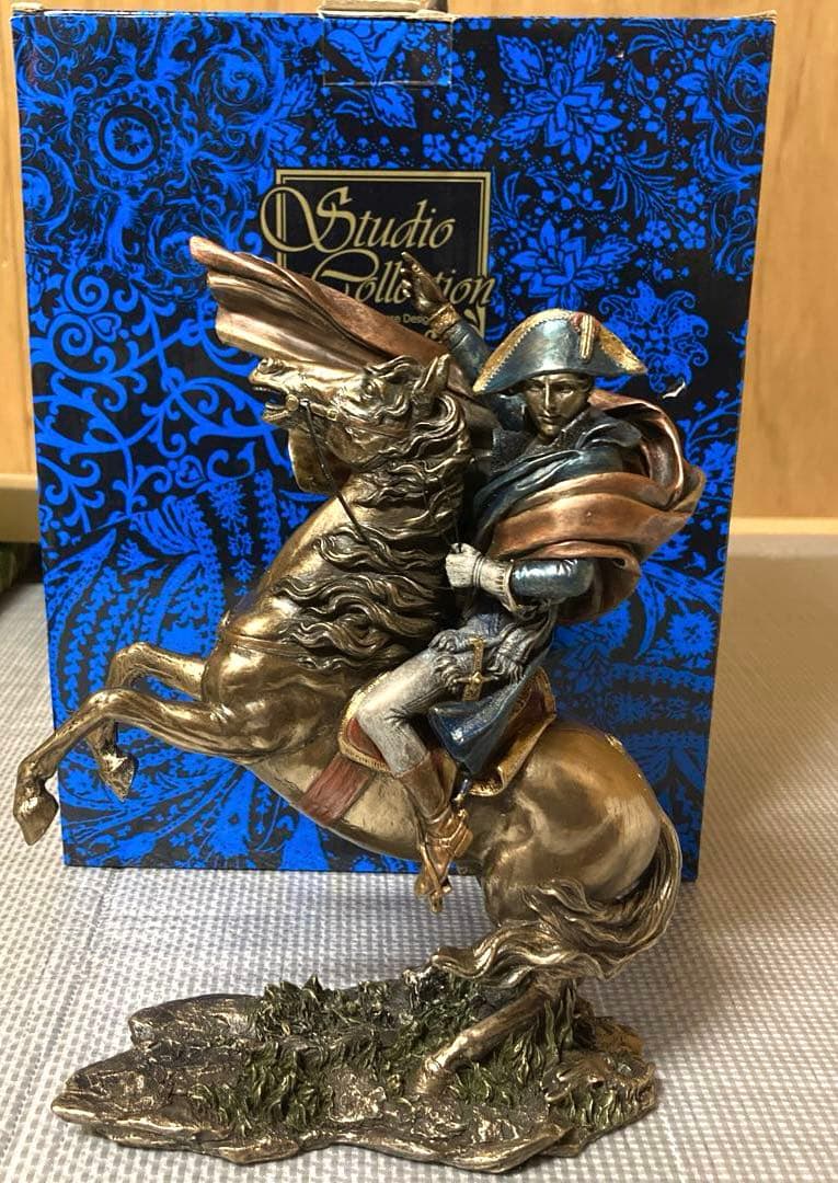 ウ*ん様 Studio Collectionヴェネーロデザイン　ナポレオン　置物