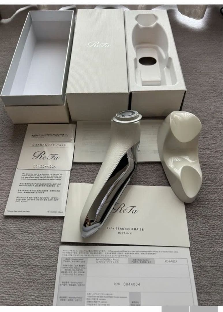 リファ　新品未使用　ReFa BEAUTECH RAISE 美顔器