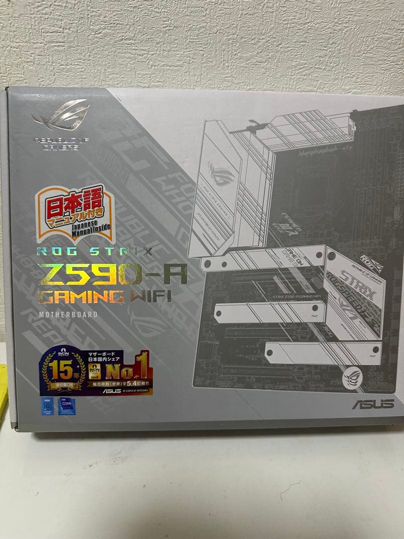ROG STRIX Z590-A GAMING WIFI マザーボード