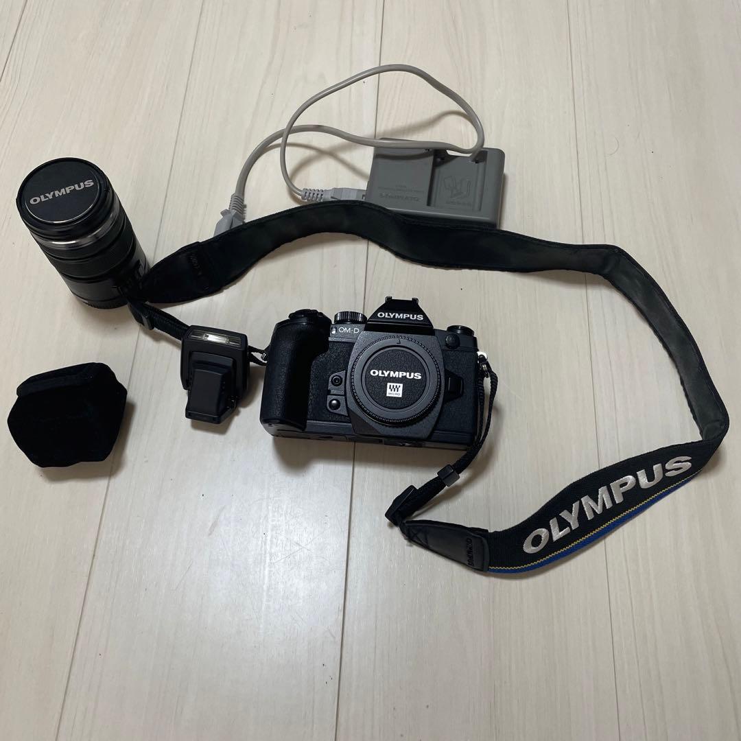 OLYMPUS OM-D E-M1 12-50mm EZ レンズキット