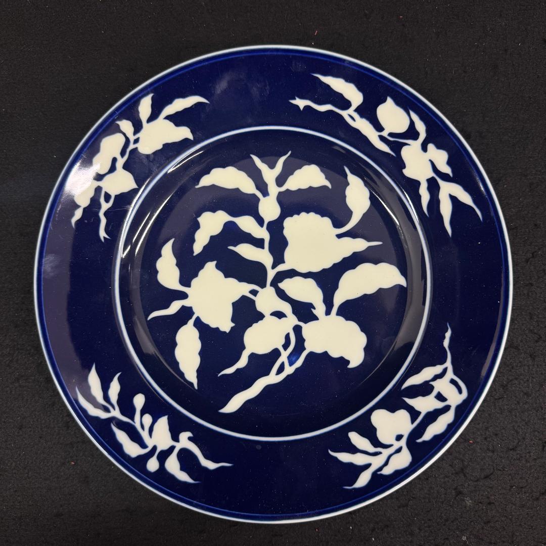 有田焼 深川製磁:草花折枝白抜紋 ミート皿 宮内庁御用達