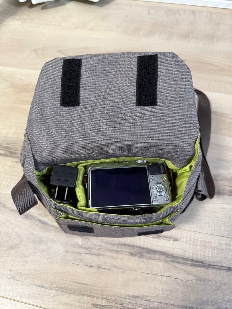 富士フイルム X-A5 ミラーレスカメラ シルバー