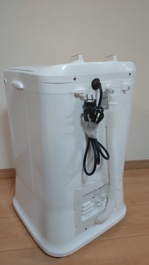 【超美品】小型洗濯機　2.5kg　洗濯、脱水 　靴洗スクリュー　取説　2024製