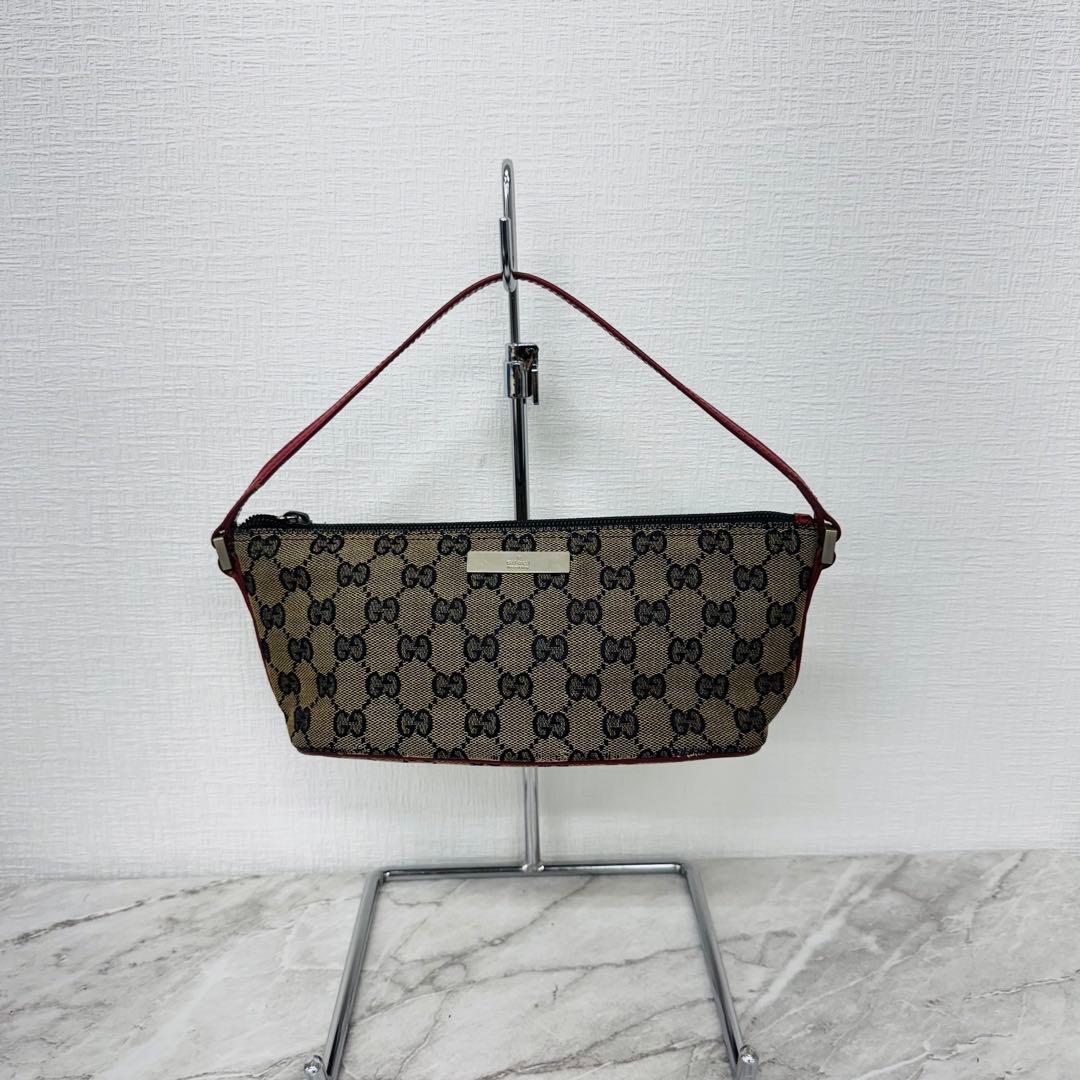 ✨GUCCI✨グッチ✨GG✨レッド✨アクセサリーポーチ✨キャンバス✨ハンドバッグ