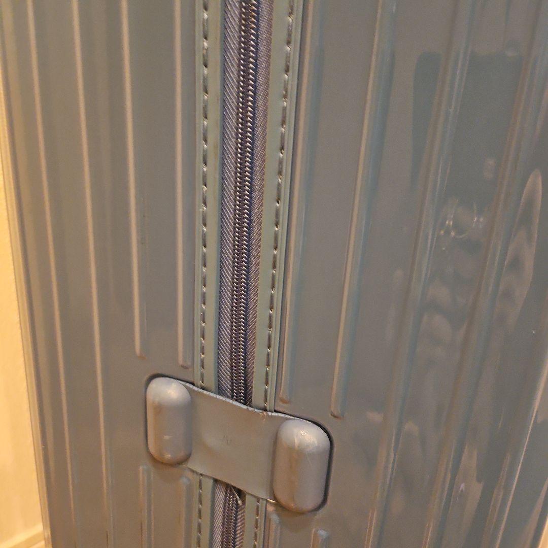 RIMOWA　スーツケース　エッセンシャル