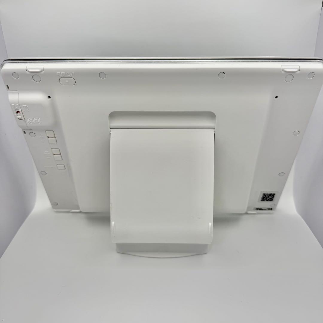 【美品 2025年製】Panasonic ポータブルテレビ UN-10E11-W