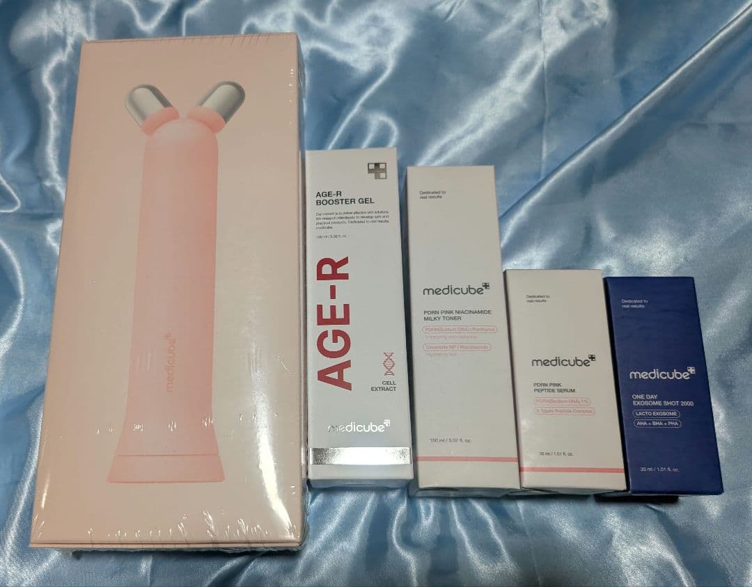 medicube【公式正規品】AGE-Rフェイスローラーヘッド おまけ付き