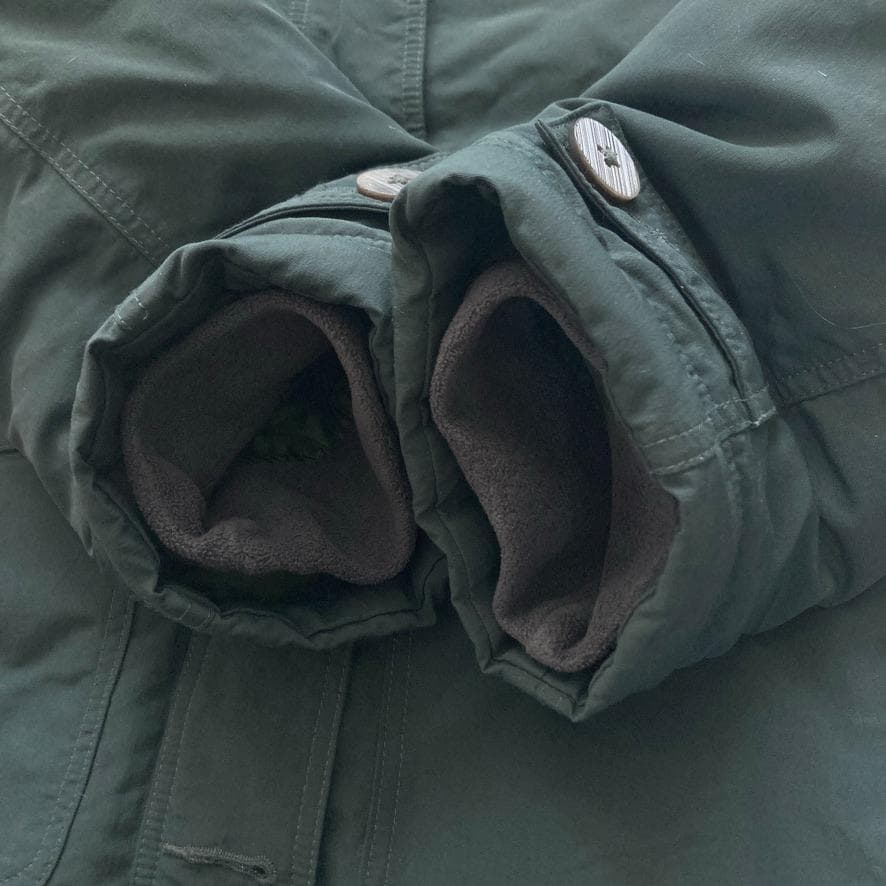 タ*カ様 【大人気美品】モンベル　現行 ハスキーコート ダウンジャケット グリー