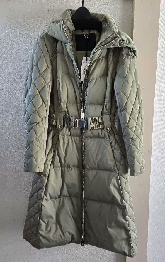 GUESS ロングダウンジャケット