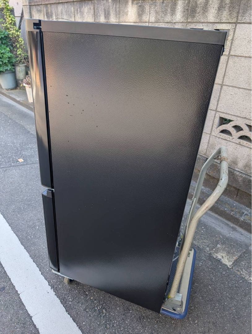 ＊東京都付近取引限定＊美品　ハイセンス　135L冷蔵庫　2024年式