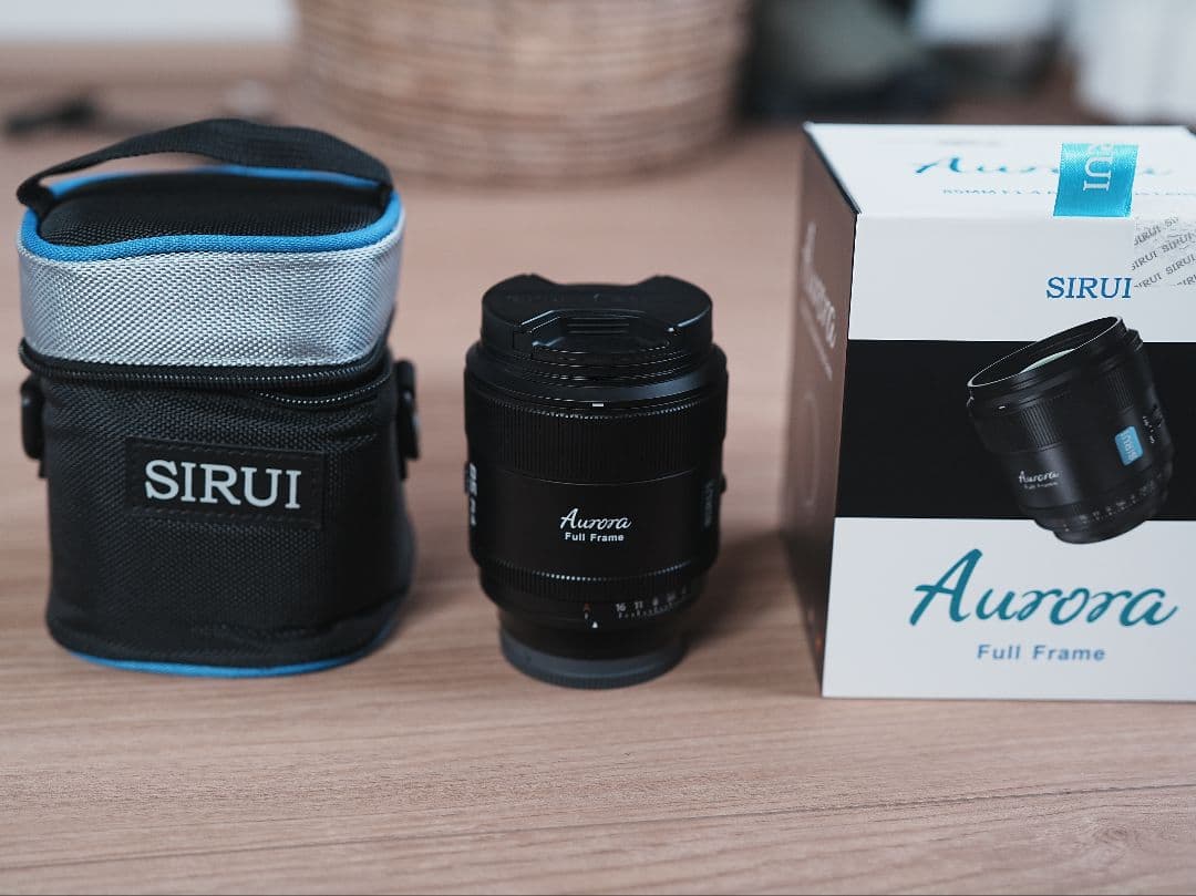 SIRUI Aurora 85mm f1.4 単焦点レンズ eマウント