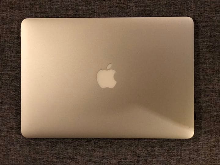 【値下げ】13インチ Macbook Air (Early 2015)