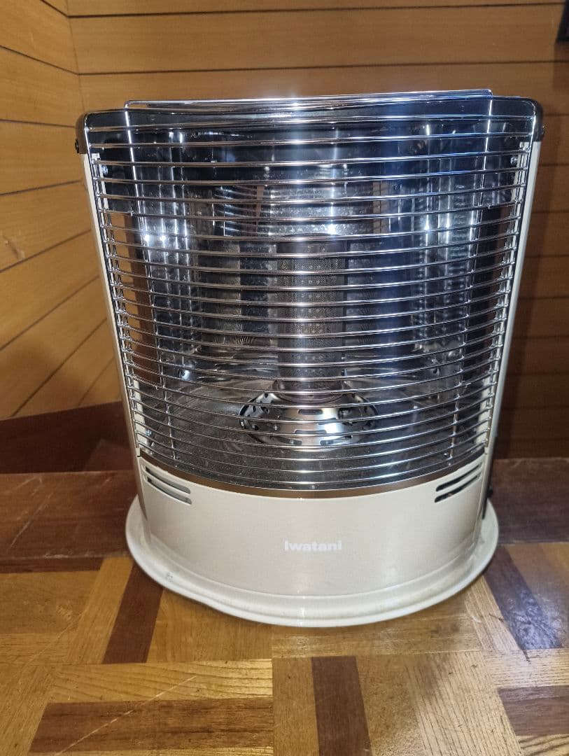 【中古】イワタニ デカ暖2 カセットガスストーブ　CB-STV-DKD2