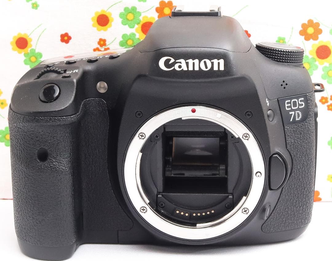 キャノン Canon EOS 7D☆スマホ転送☆ダブルレンズ！☆デジタル一眼レフ