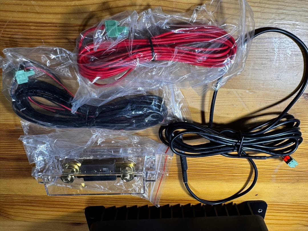 キャンピングカー用RENOGY レノジー 12V 50A DC-DC 走行充電器