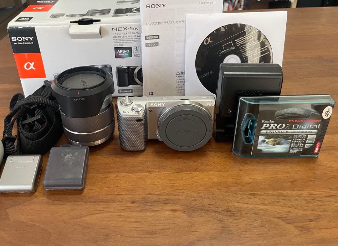SONY α NEX-5N シルバー　ミラーレス一眼