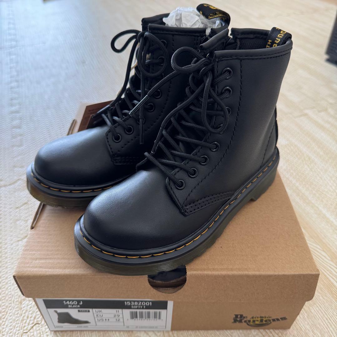 新品ドクターマーチンジュニアブーツキッズブラック革七五三18cm