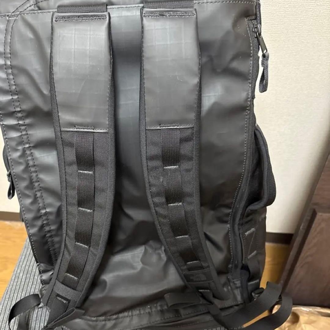 THE NORTH FACE ベースキャンプボイジャーライト 32L
