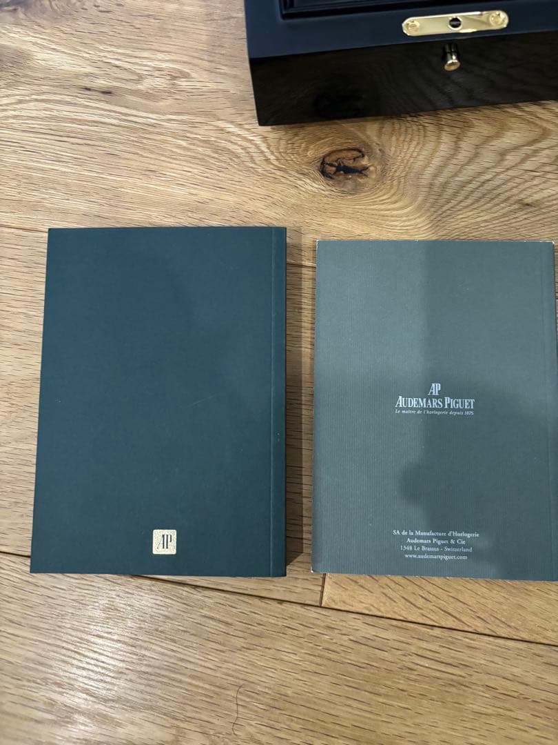 audemars piguet オーデマピゲ　 空箱　付属品あり