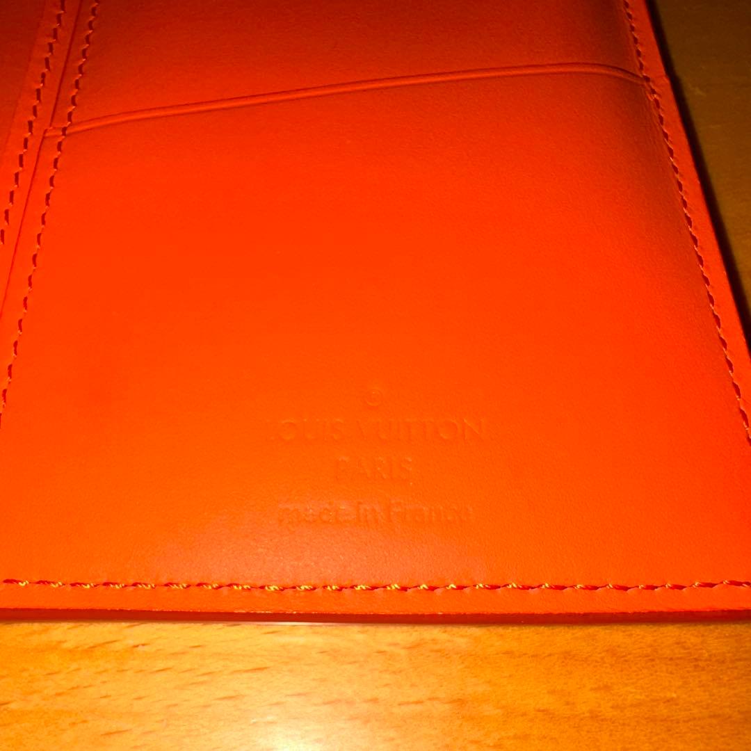 ルイヴィトン　メンズ　長財布　オレンジ