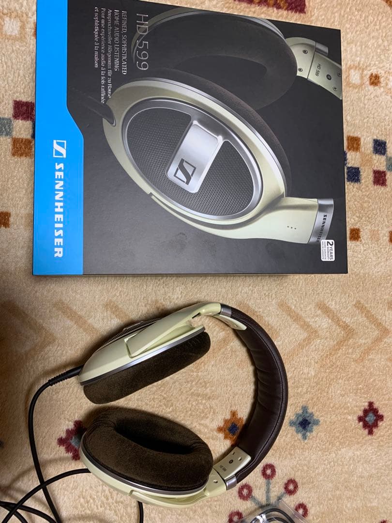 ヘッドホン SENNHEISER HD 599
