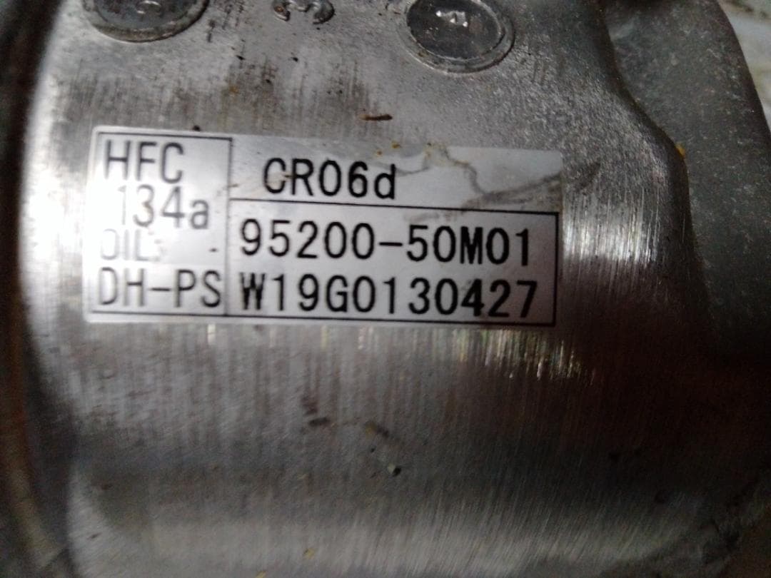 スズキ MRワゴン 2012 DBA-MF33S エアコンコンプレッサー