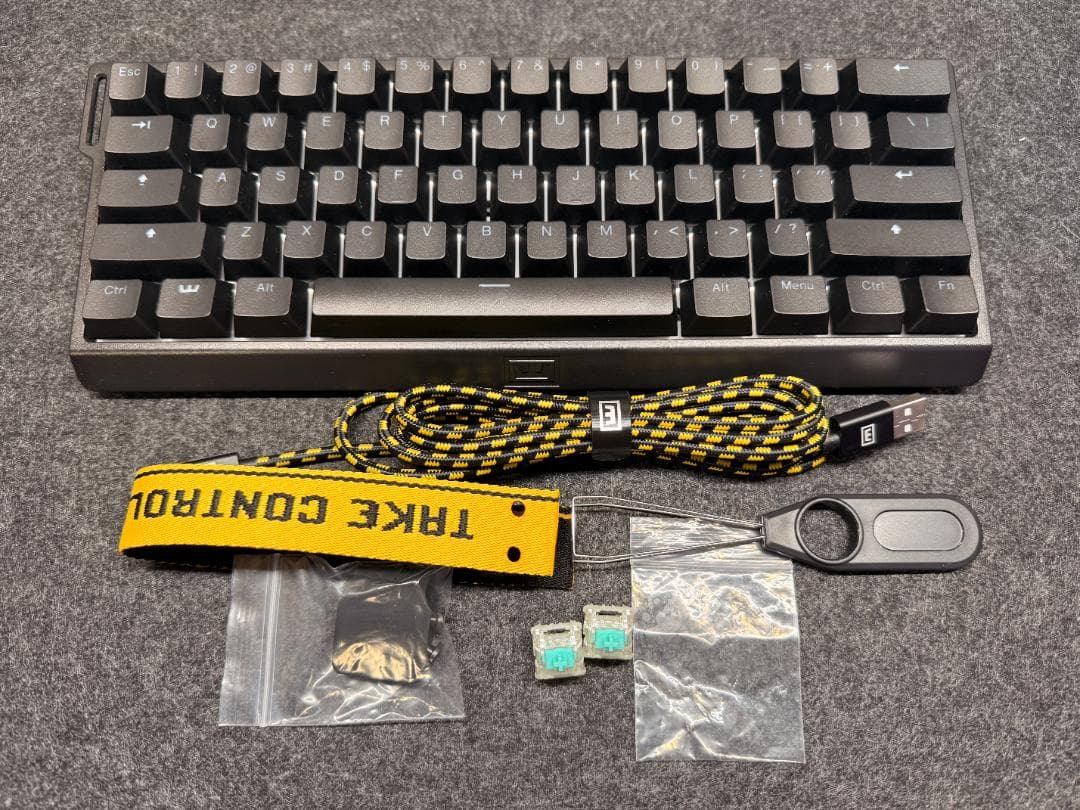 Wooting 60HE ポリカーボネートプレートカスタム キーキャップほぼ新品