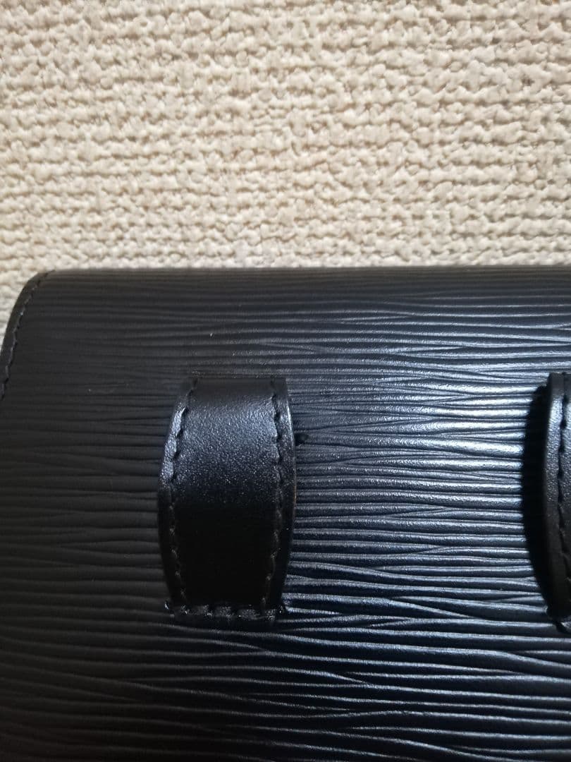 ルイ ヴィトン Louis Vuitton エピ ティルシット　ノワール