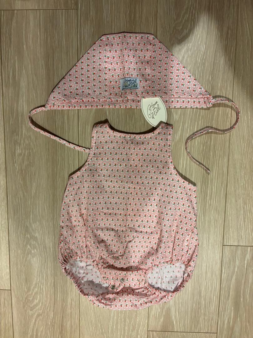 House on the hill チューリップ柄　ロンパース＆ボンネットセット