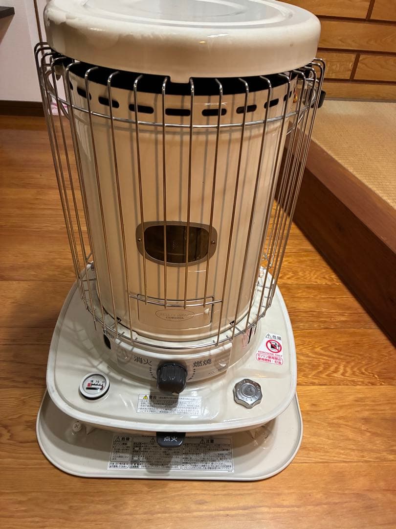 円筒形石油ストーブ(直接引き渡し限定)