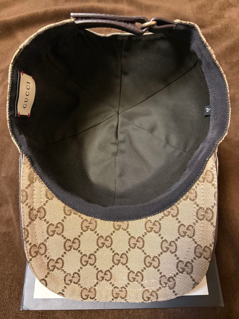 GUCCI GGキャンバス　ベースボールキャップ　ベージュ