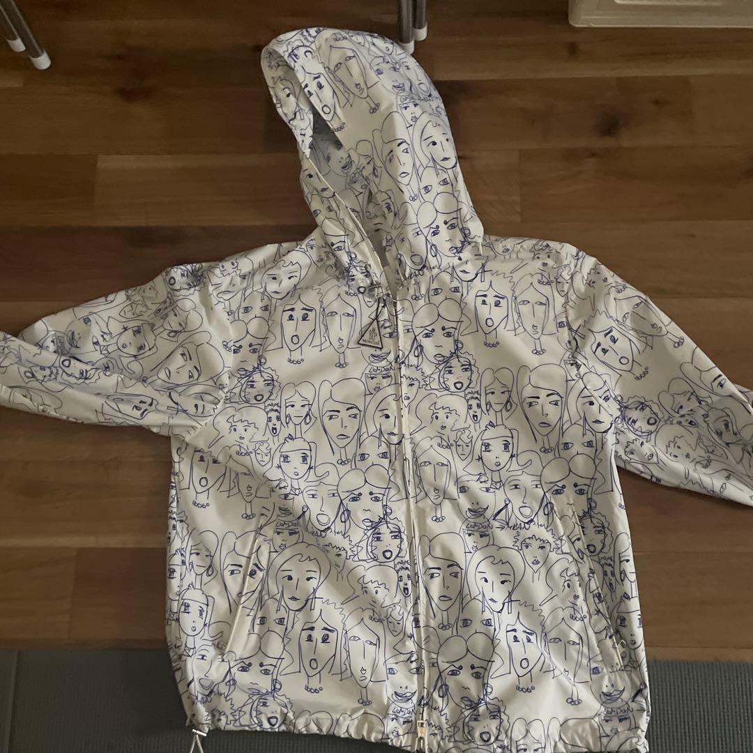 MONCLER 顔イラスト ナイロンジャケット