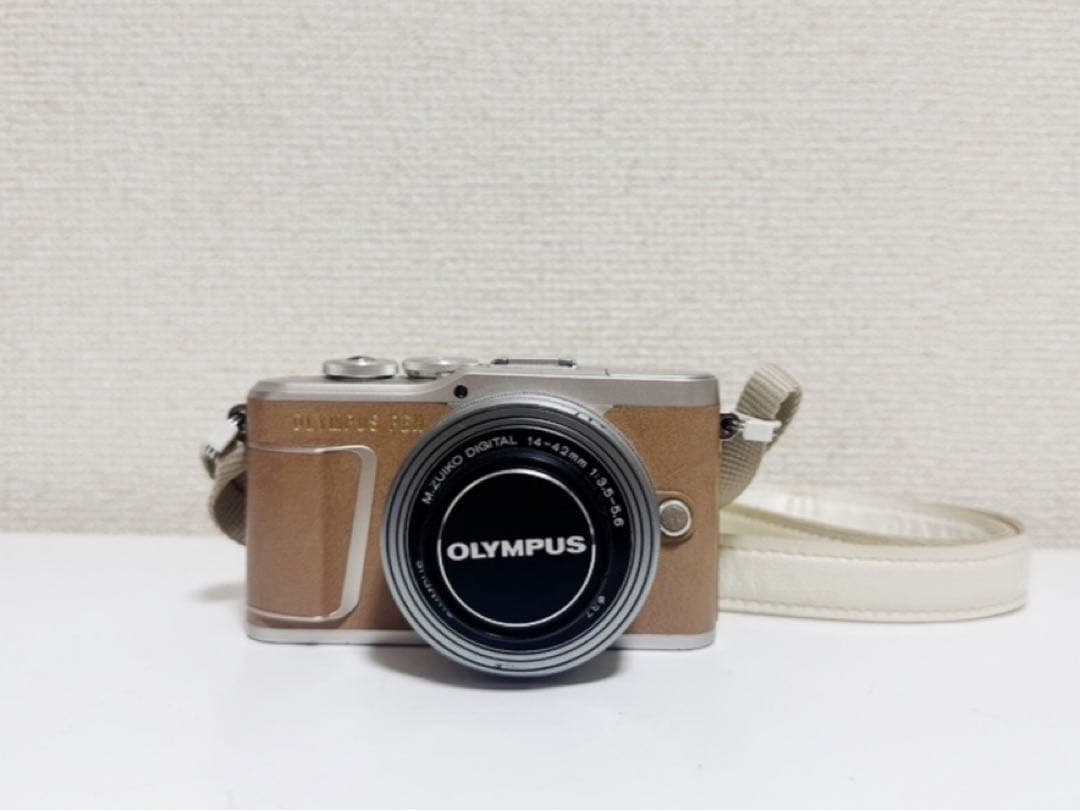 OLYMPUS PEN E-PL9 【9/20.9/21値下げ中！】