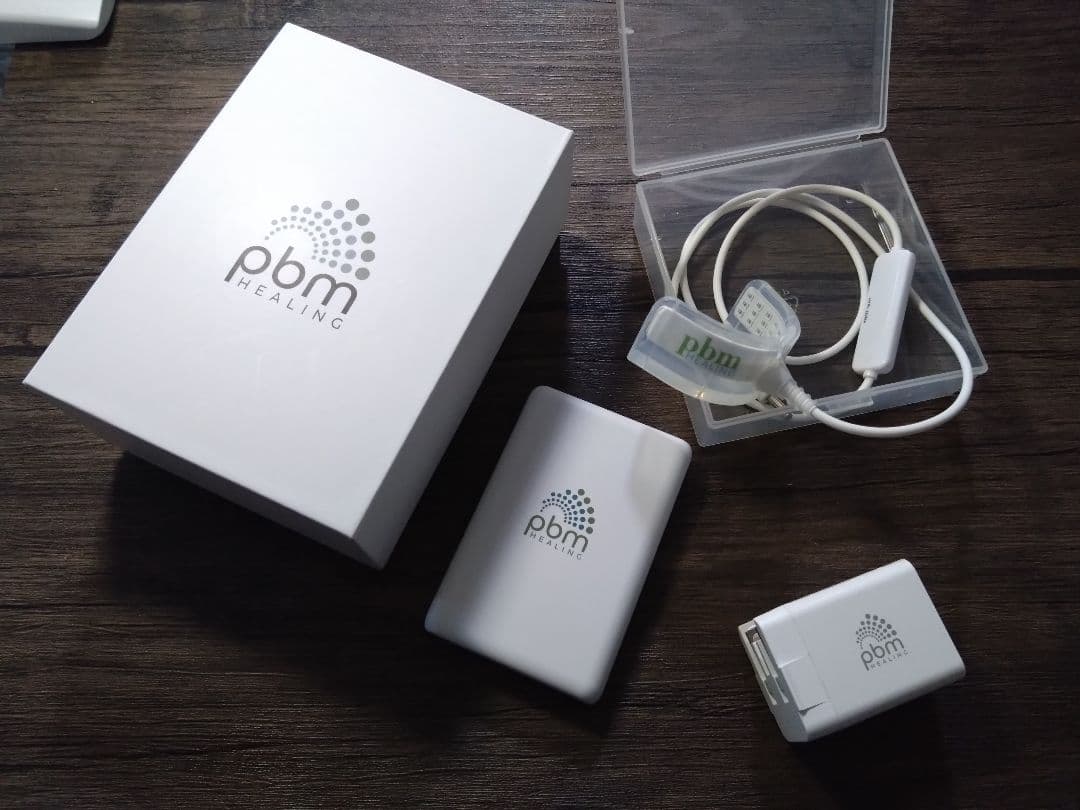 pbm HEALINGヒーリング　歯科矯正　光加速装置　インビザライン