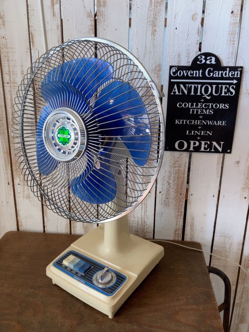 昭和レトロ　TOSHIBA タイマー付き　扇風機 4枚羽根　可動確認済み