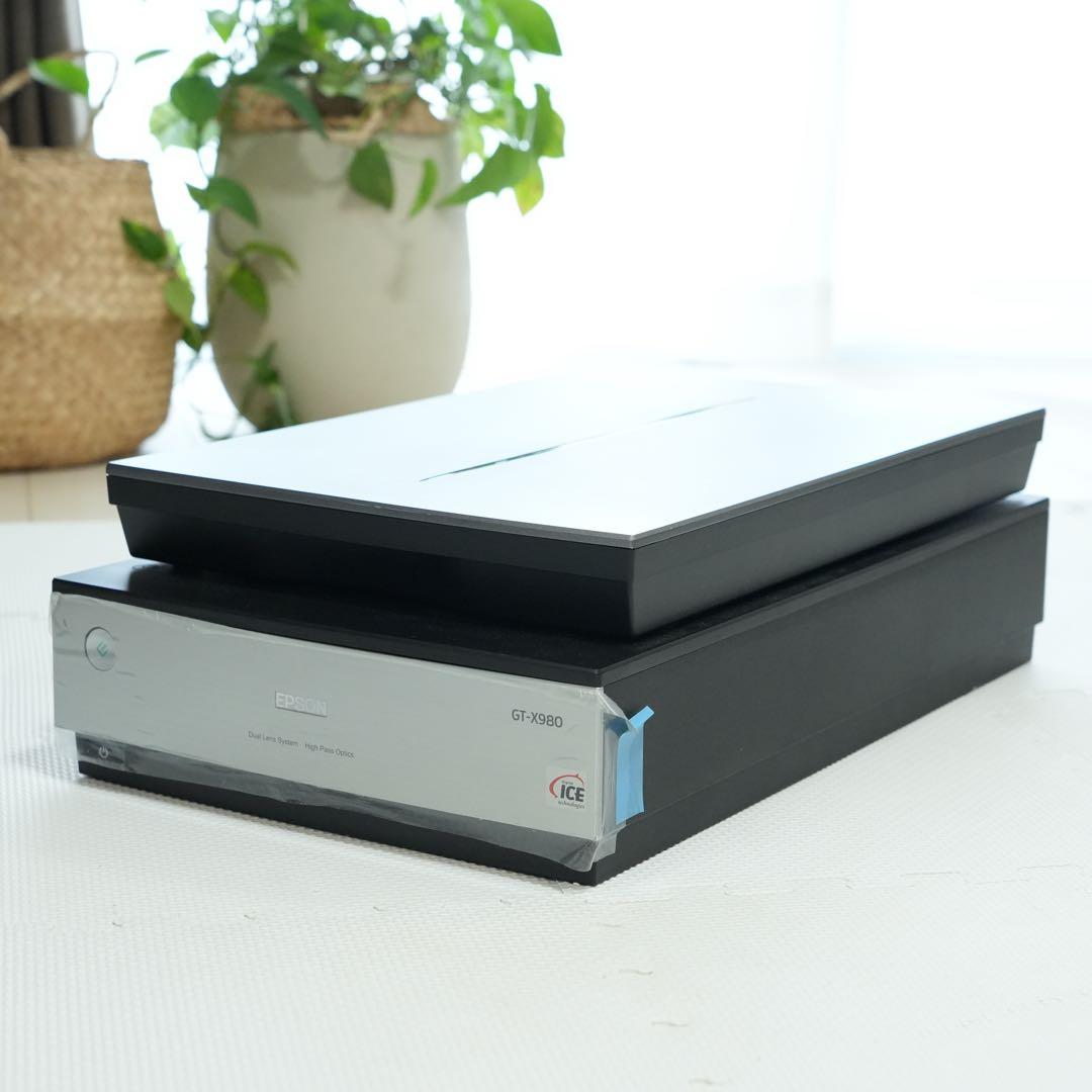 美品 GT-X980 フラットベッドスキャナー