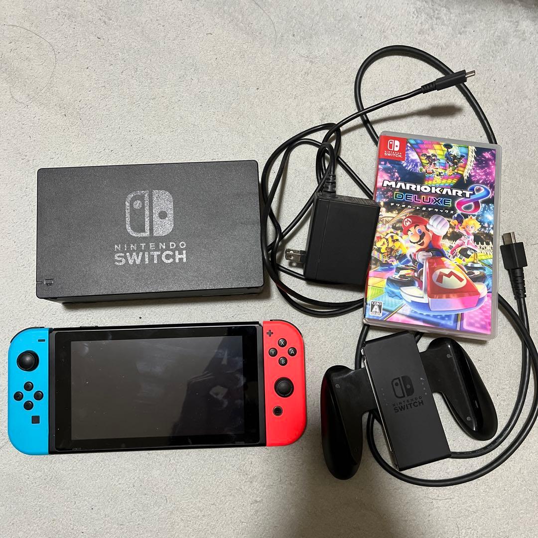 【中古】Nintendo Switch マリオカート8デラックス セット