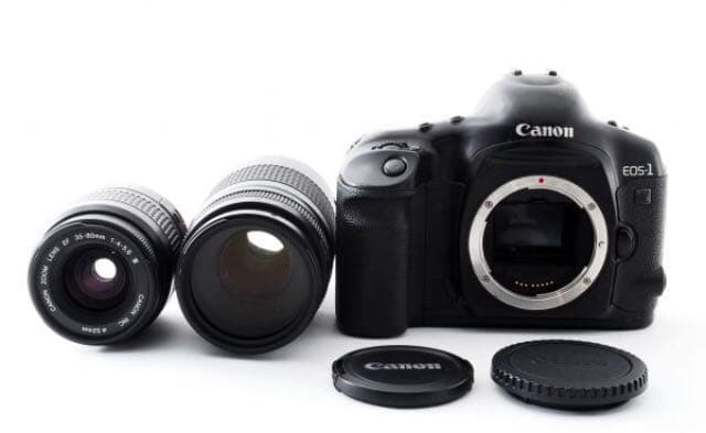 動作良好・レンズ付★人気のcanonカメラ★ EOS-1 V ボディ＋レンズ２本