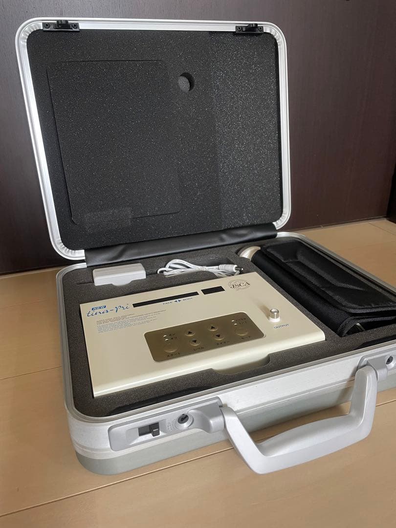 ティナプリ(tina-pri)美顔器　超音波　ソニック HSJ-05S