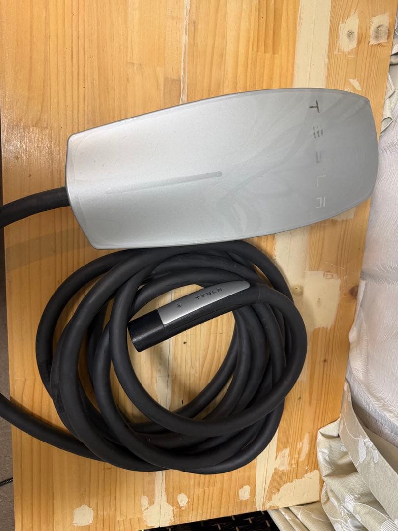 Tesla Wall Connector 充電ケーブルテスラ ウォールコネクター