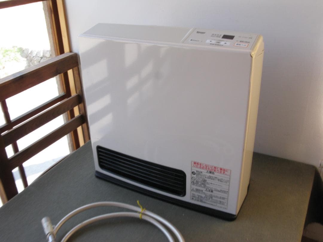 ☆　Rinnai　ガスファンヒーター　LPガス用　昭和レトロ　☆