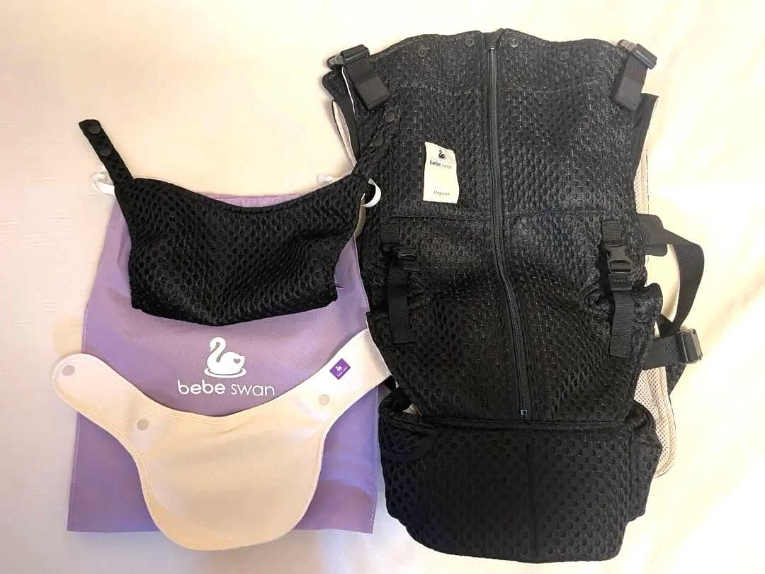 【試着のみ】bebe swan ベベスワン　抱っこ紐 黒 よだれかけセット