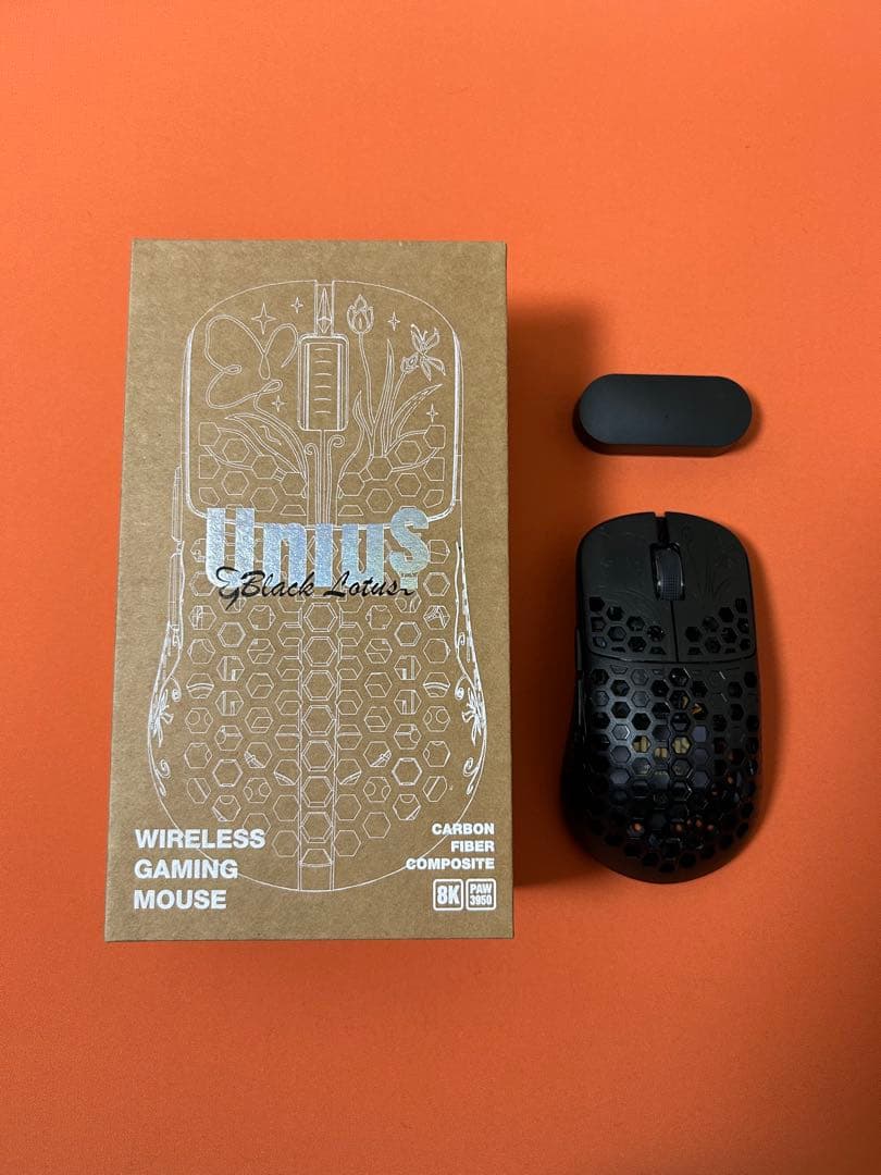 【美品】UNIUS BLACK LOTUS CARBON 8K ゲーミングマウス