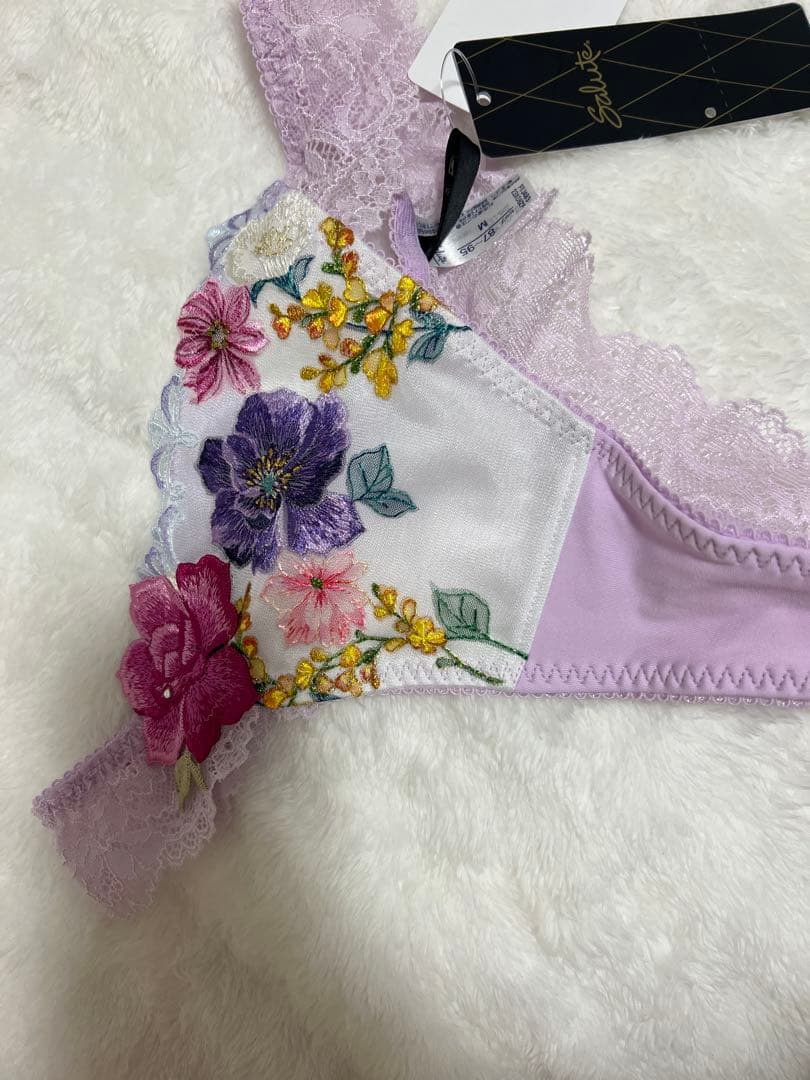 SALE wacoal ワコールsalute サルート93グループＣ70ソングM