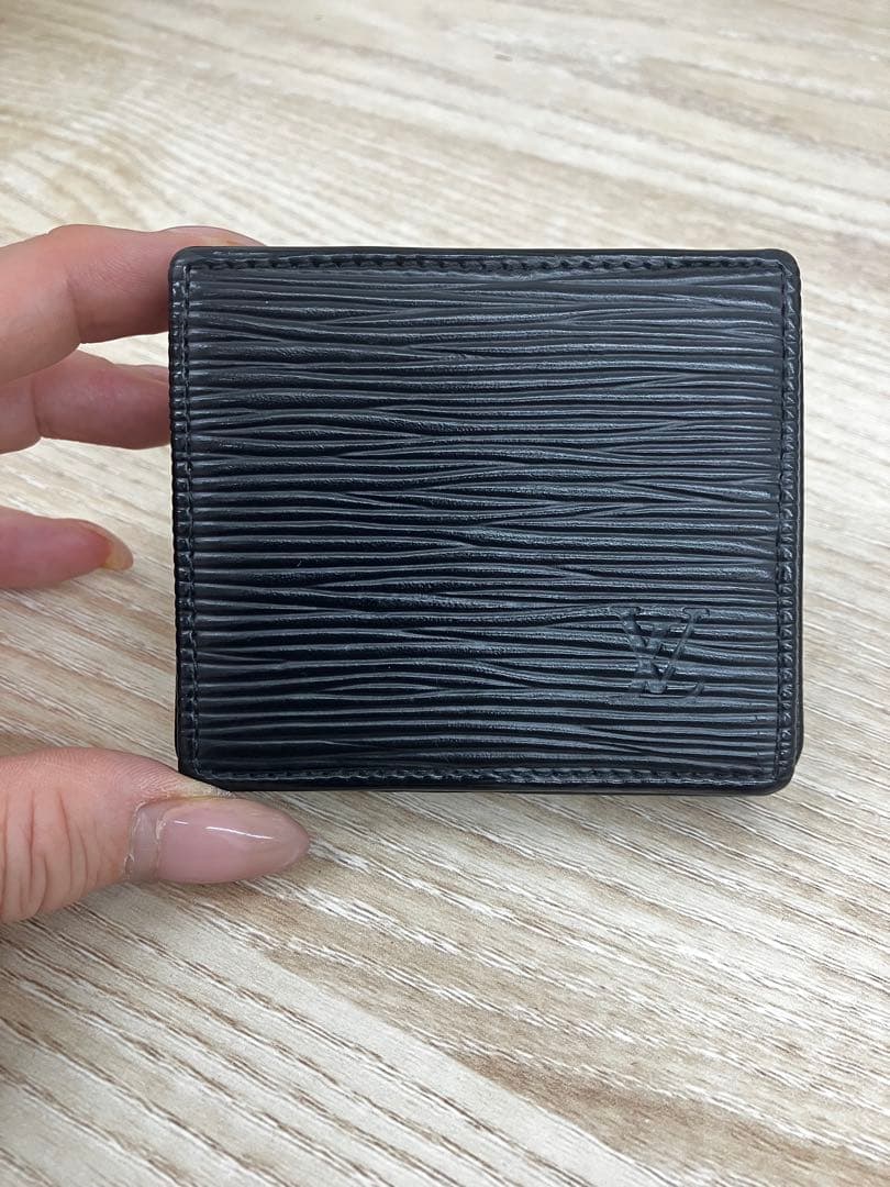 【美品】ルイヴィトン　ポルトモネボワット　エピ　黒　ケース　小銭入れ