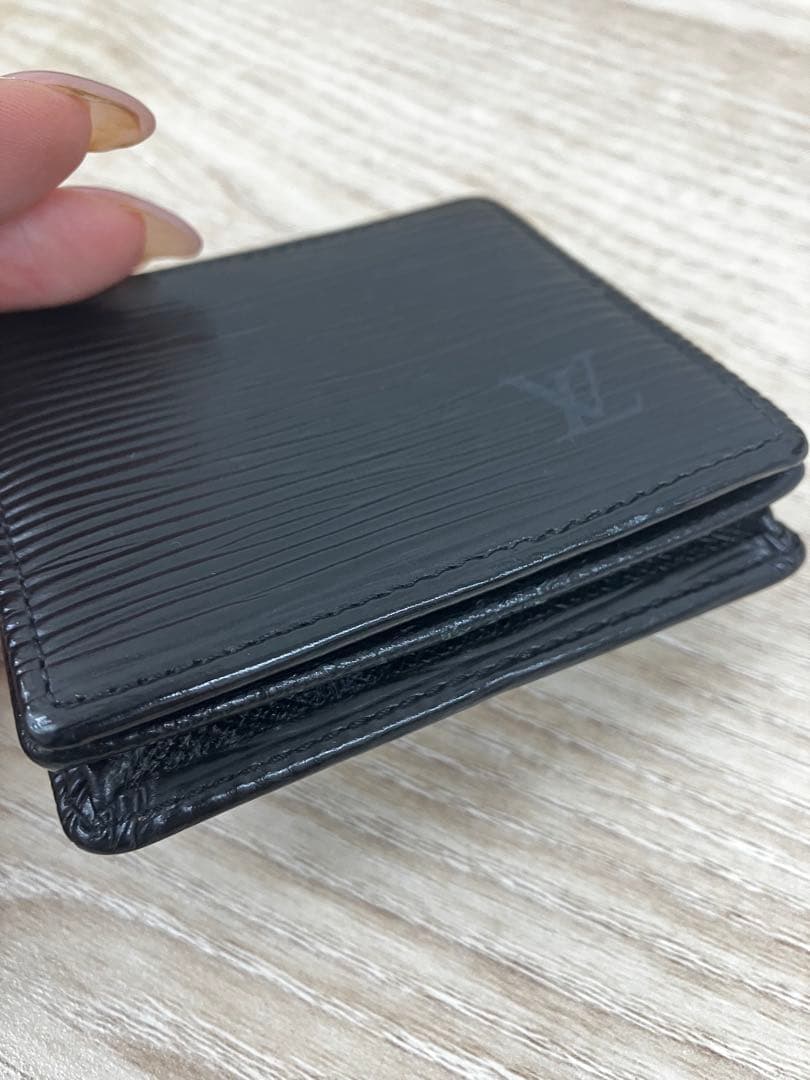 【美品】ルイヴィトン　ポルトモネボワット　エピ　黒　ケース　小銭入れ