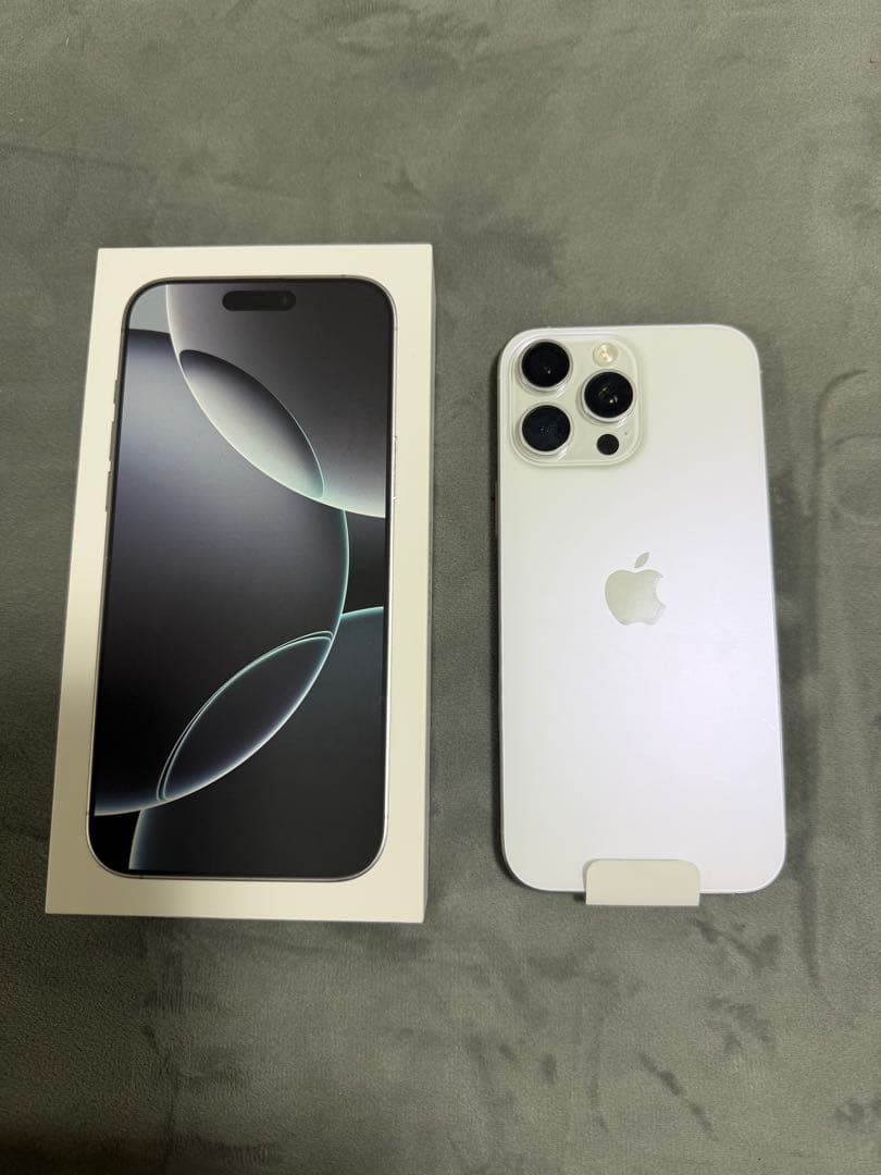 iPhone 16 promax 256GB ホワイトチタニウム 100%