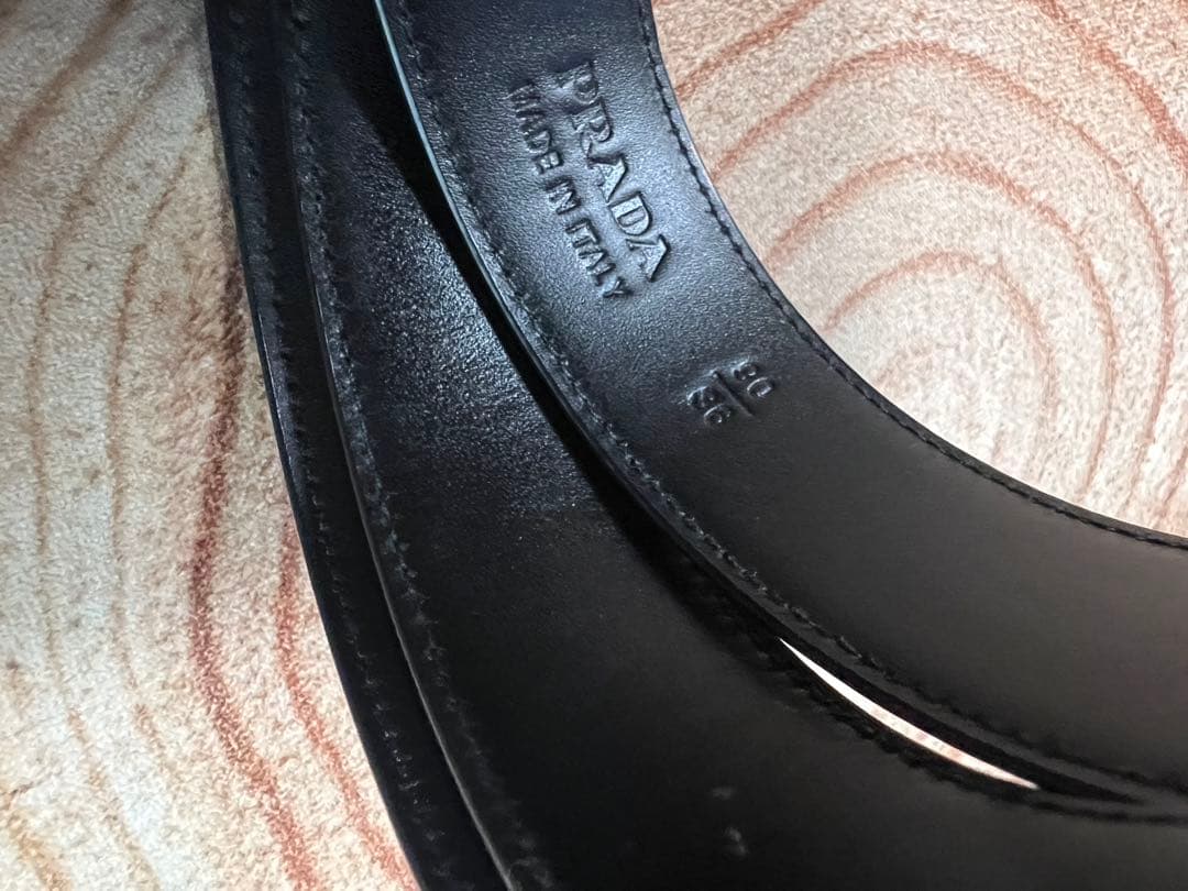 PRADAレザーピンバックルベルト2CC001 プラダ　ビジネス