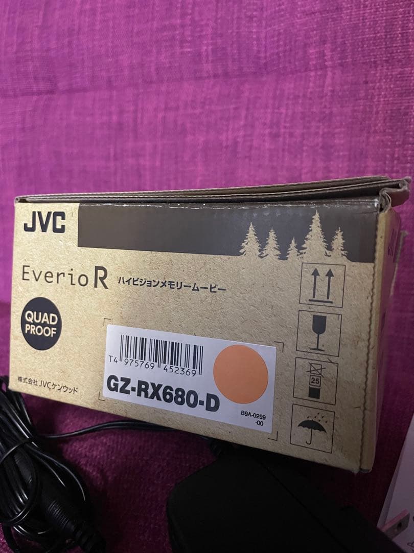 JVC Everio R GZ-RX680 カラー/オレンジ