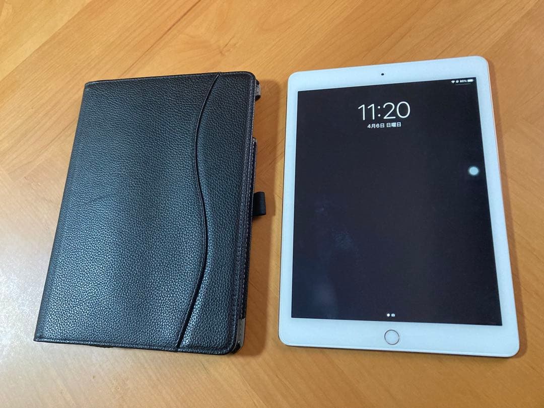 ！美品！iPad Air2 16G 折りたたみケース付き